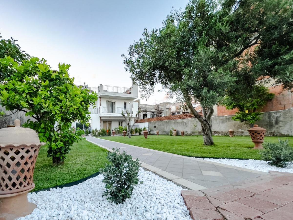 B&B Ottocento Sul Mare Nizza di Sicilia Buitenkant foto