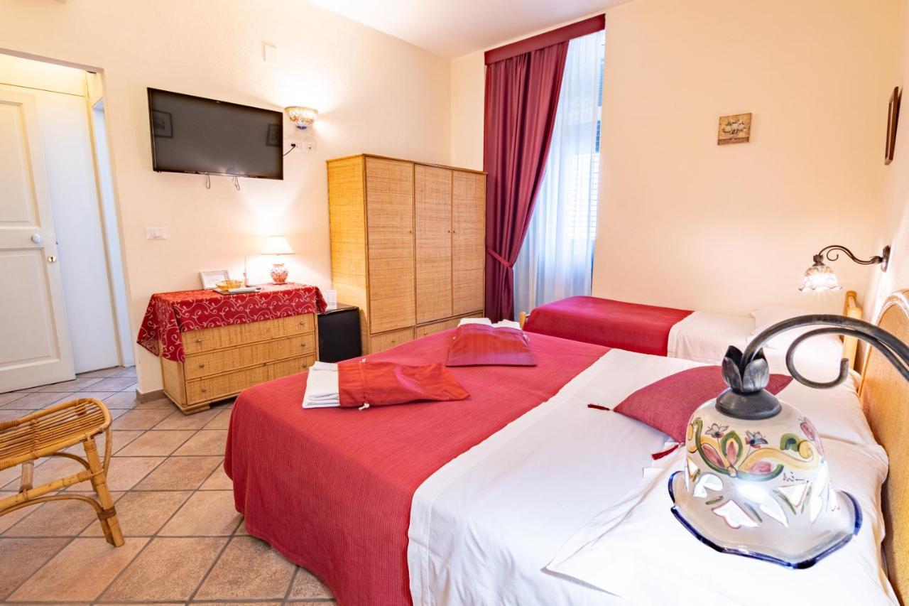 B&B Ottocento Sul Mare Nizza di Sicilia Buitenkant foto